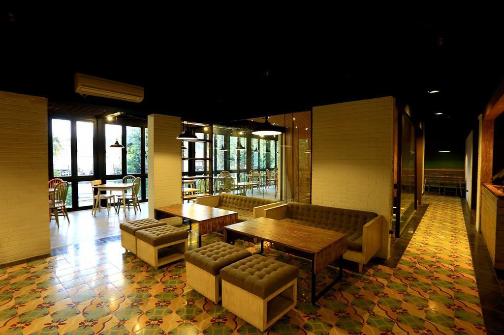 Namin Dago Hotel Bandung Exterior photo