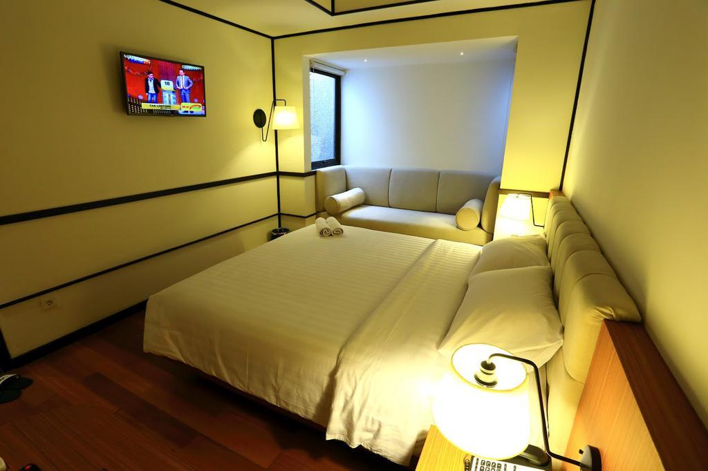 Namin Dago Hotel Bandung Room photo